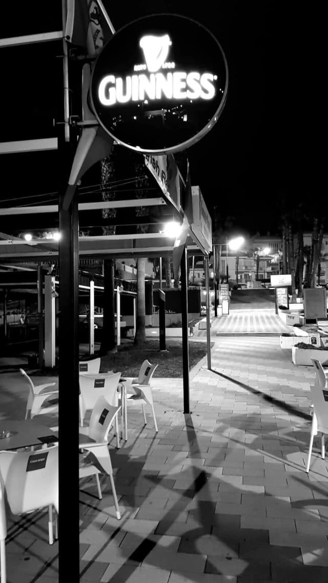 O'Learys Bar Exterior B/W